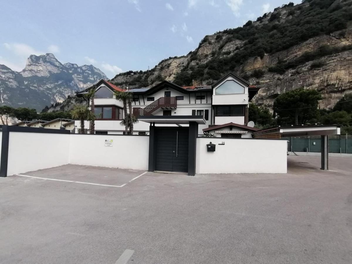 Torbole Lake Front Torbole Sul Garda Luaran gambar