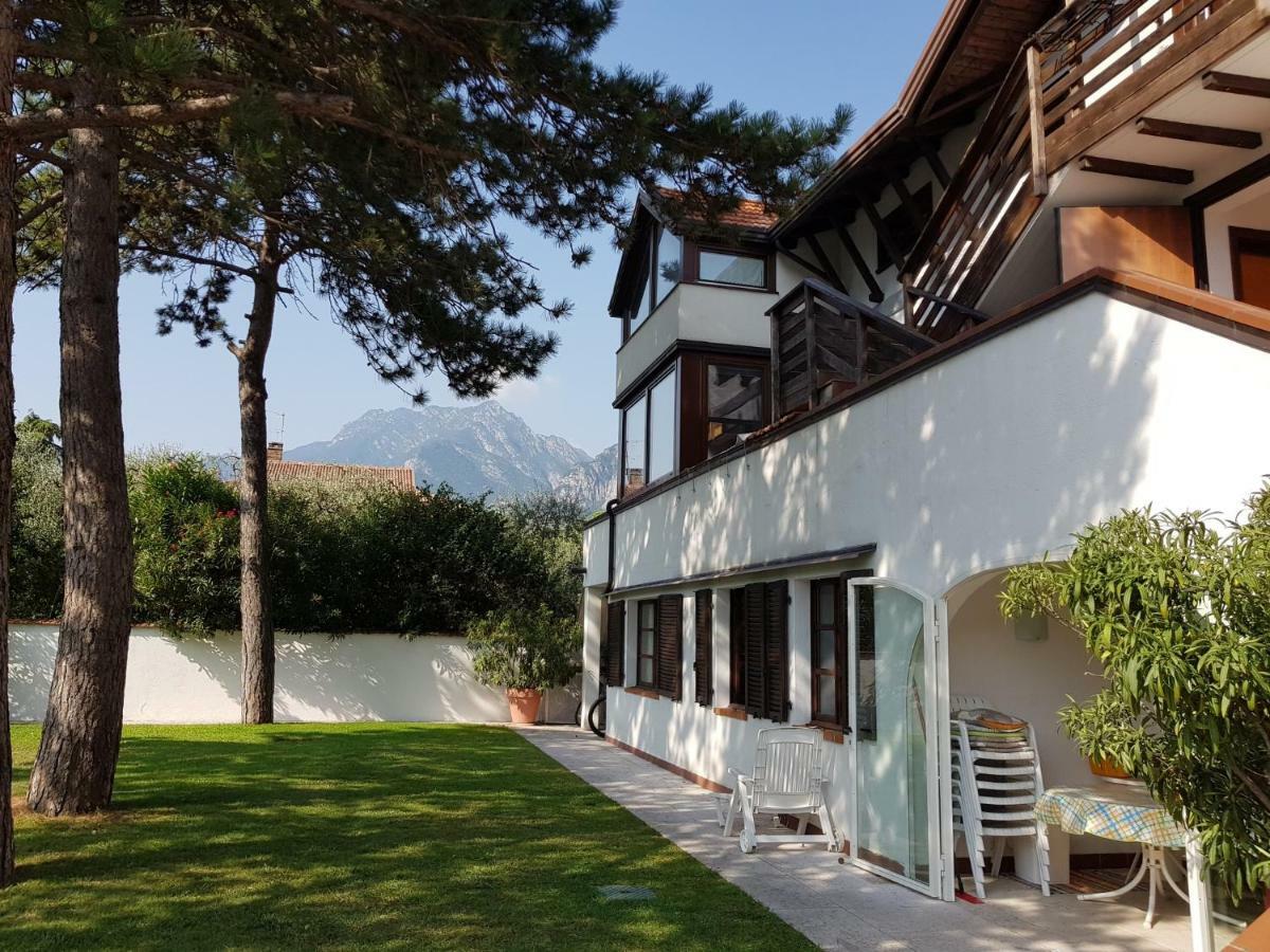 Torbole Lake Front Torbole Sul Garda Luaran gambar