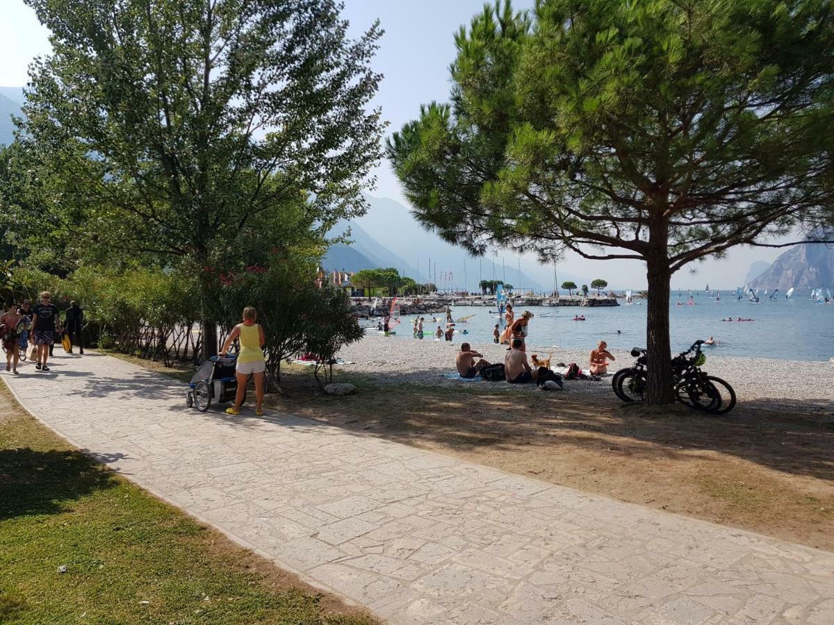 Torbole Lake Front Torbole Sul Garda Luaran gambar